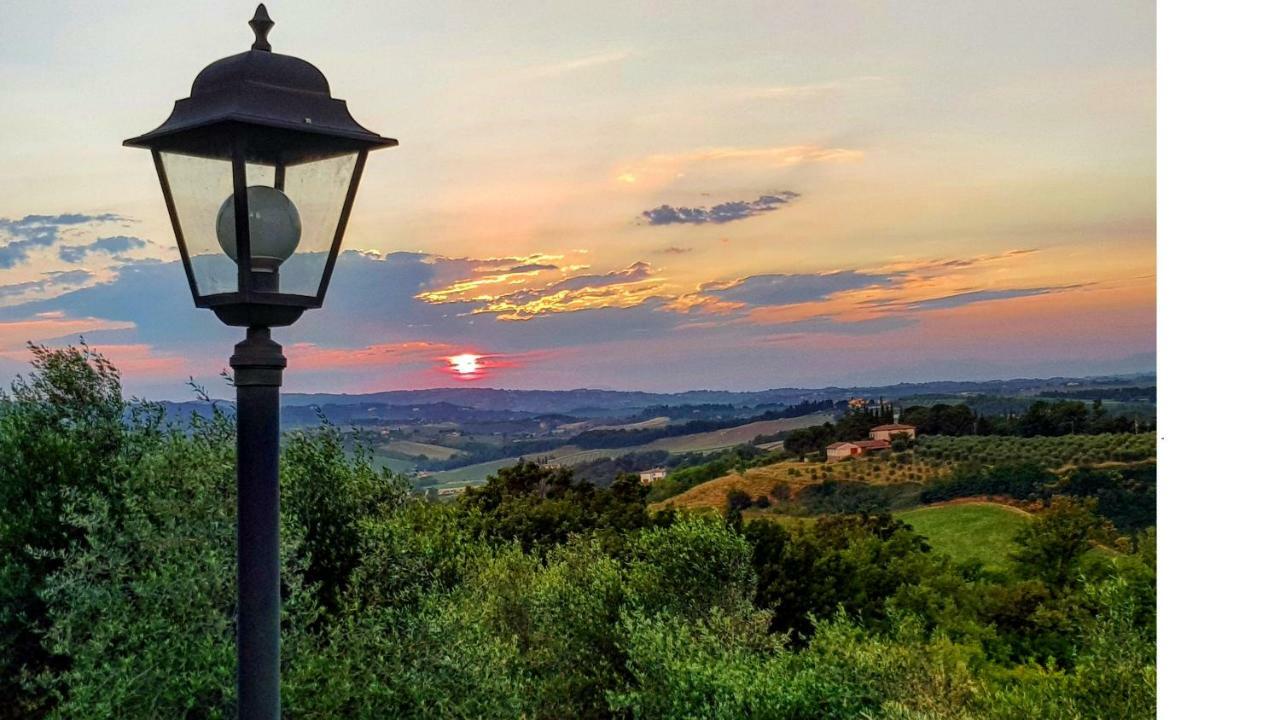 Appartamenti Ava E Tegrino Nell'Antica Dimora Di Fulignano San Gimignano Extérieur photo