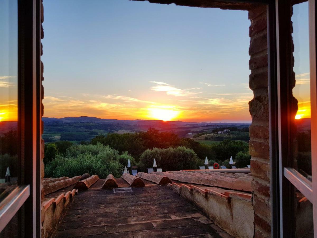 Appartamenti Ava E Tegrino Nell'Antica Dimora Di Fulignano San Gimignano Extérieur photo